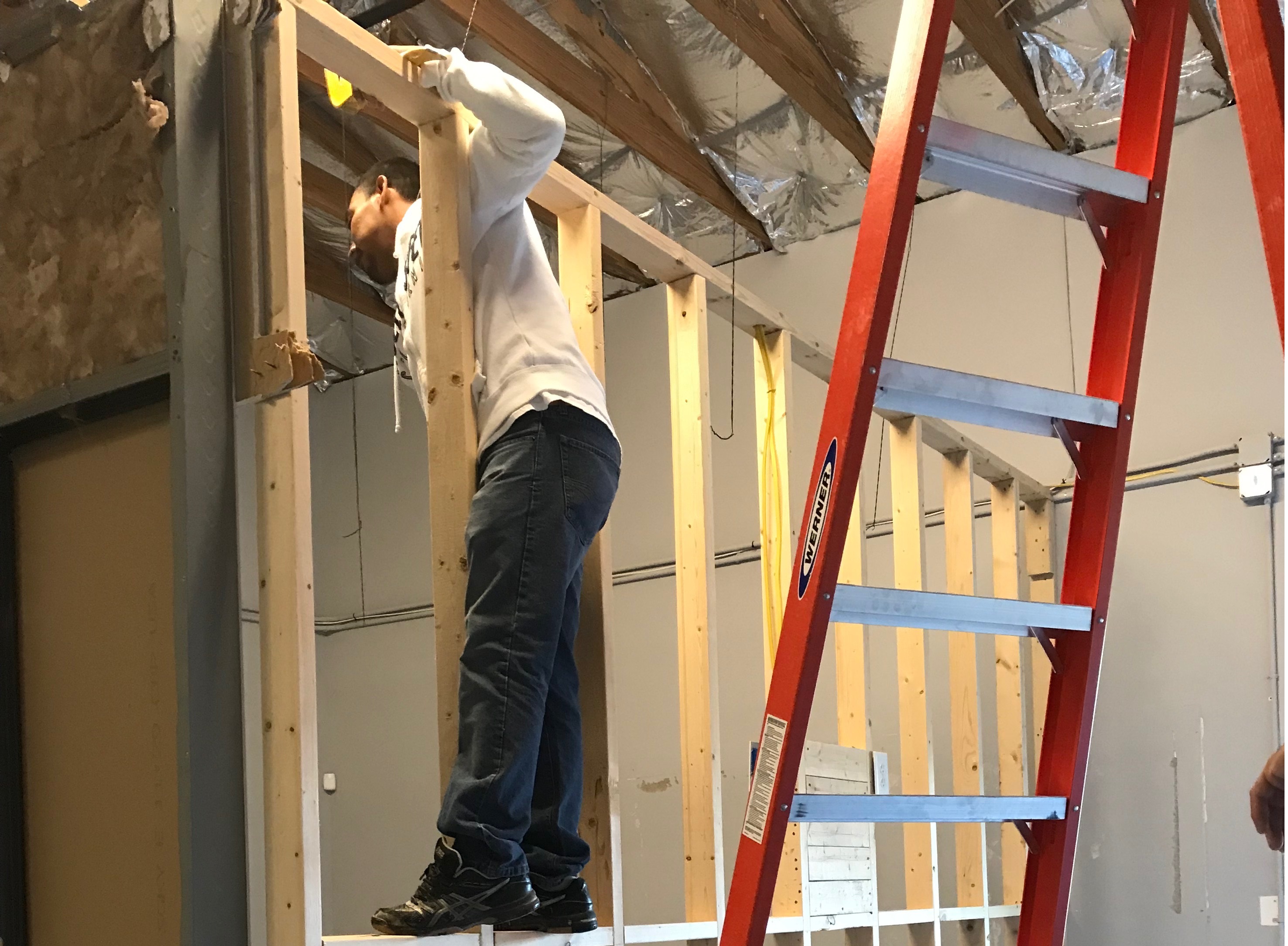 Selective demolition work